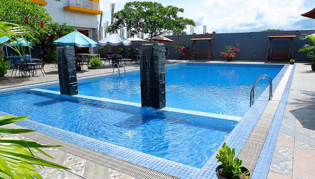 Vega Prime Hotel & Convention Sorong Exterior photo